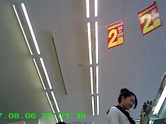 eriiize11 Kaede Fuyutsuki Takes Multiple Hung Men in Steamy Group Sex