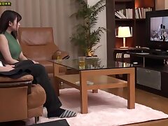 DANDY-768 Dark-Haired Japanese Beauty Teases in Bed Panties Show Seduction