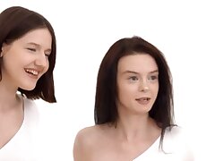 KIN8-3883 Sexy Bubble-Bum Babe Masters Her Man's Hard Ride