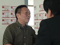 JUQ-350 Seductive Japanese Cutie Takes Charge in Fiery Mutual Oral Delight