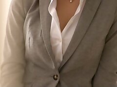 JUFD-942 Sultry Queen's Passionate Night Seductive Suck & Wild Sex