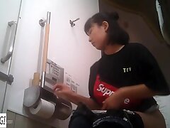 9girlwumaosw2019 Hot Curvy Ladies Enjoy Intense Night With Their Handsome Lover