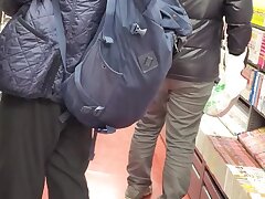 huwari03 Teen Worshipper Kneeling & Deep-Throating Hard Cock