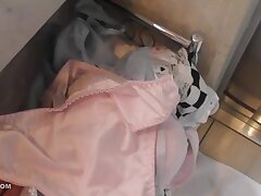 FC2-PPV-2875219 Sultry Babe Showcases Stunning Curves In Sensual XXX Video