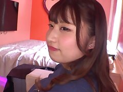 383NMCH-039 Teen Webcam Star Reveals Her Sensual Secrets Live Online