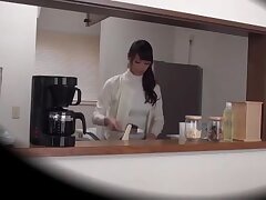 DVDES-805 Cute Girl Shows Off Her Sexy Body in White Sneakers