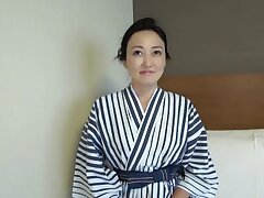 HEZ-738 Seductive Woman Longs for Thick Manhood to Satisfy Her Urges