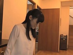 SDDE-385-JG5 Sultry Babe's Glowing Bikini Unveils Her Irresistibly Sexy Secrets