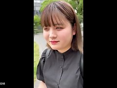 FC2-PPV-3081784 Seductive Japanese Babe Teases Pussy Using Vibrating Toy